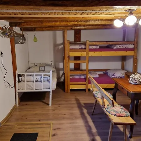 La sălaşul fermecat în Cheile Carasului Iabalcea Exterior foto