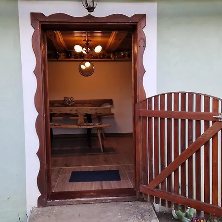 La sălaşul fermecat în Cheile Carasului Iabalcea Exterior foto